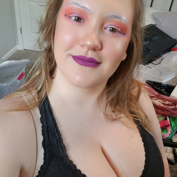 Meet your Posher, Sydney - Picture 2 of 4